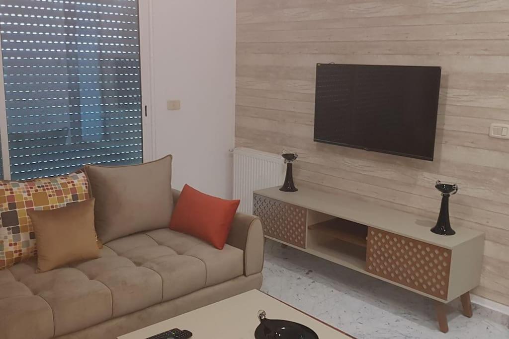 Cosy And Charming Close To Tunisia Mall Lac2